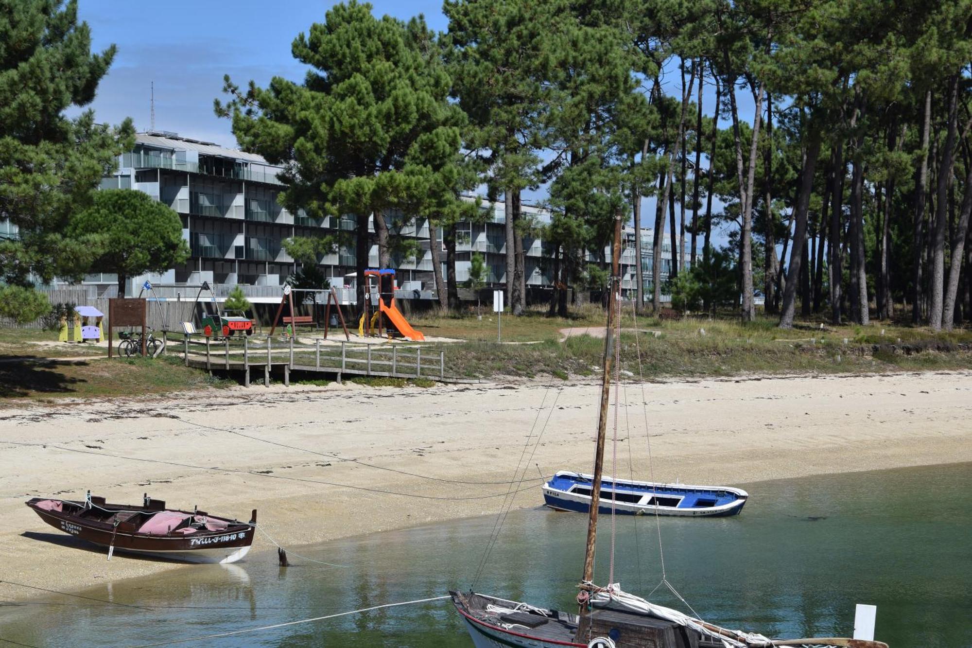Apartamento De Mar Y Playa En Illa De Arousa Luaran gambar